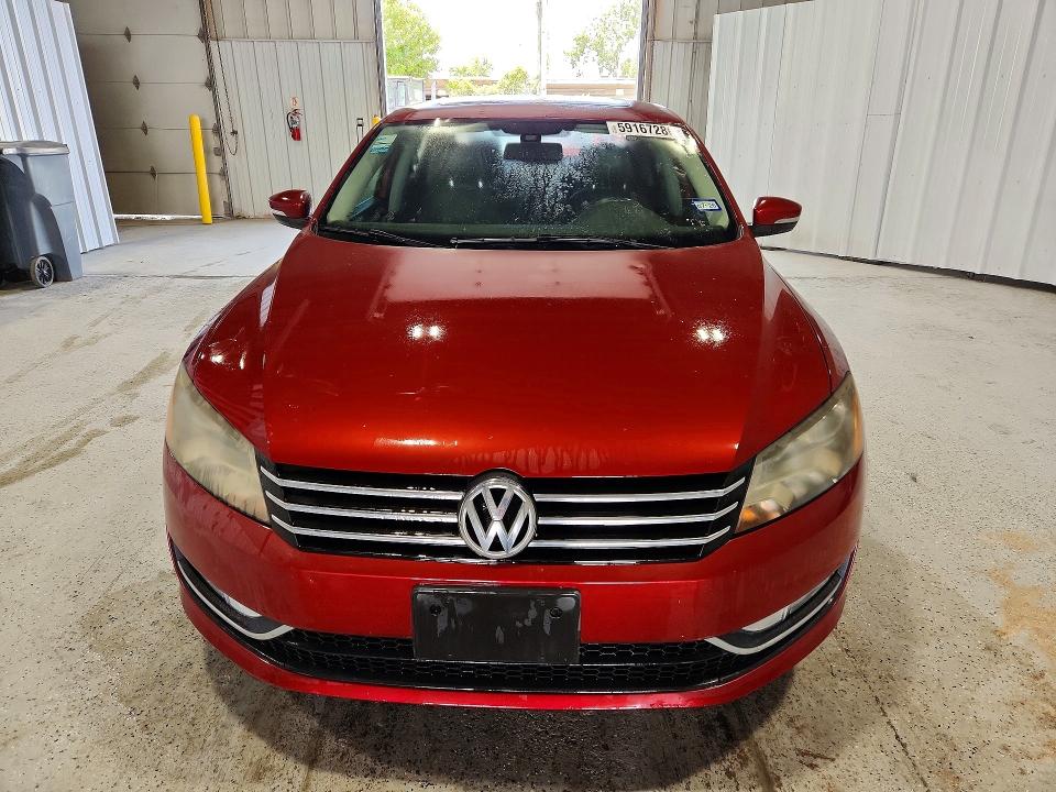 2015 Volkswagen Passat მანქანა იყიდება აუქციონზე, vin: 1VWBS7A37FC014017, აუქციონის ნომერი: 59167286
