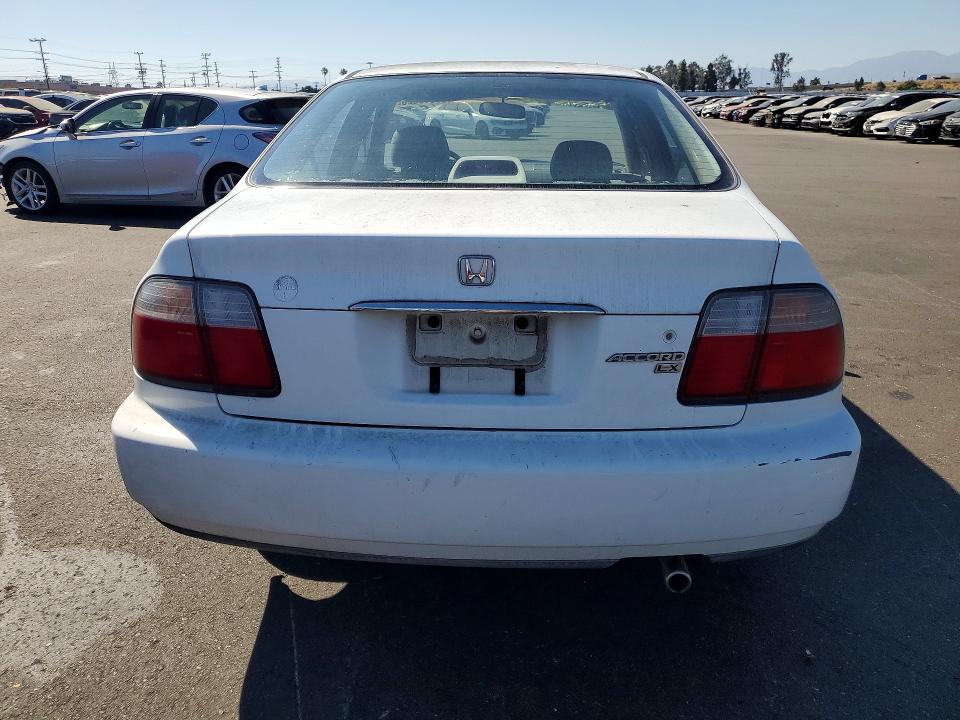 Продажа на аукционе авто 1996 Honda Accord, vin: 1HGCD5633TA301488, номер лота: 58513626