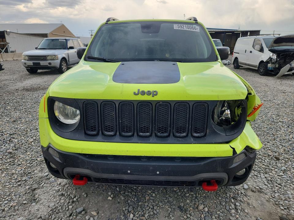 59210066 :رقم المزاد ، ZACCJBCBXJPH42629 vin ، 2018 Jeep Renegade مزاد بيع