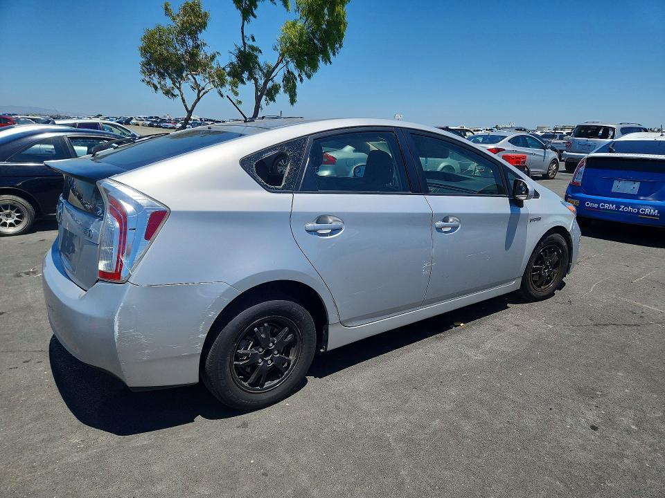 55945626 :رقم المزاد ، JTDKN3DU7F0466476 vin ، 2015 Toyota Prius مزاد بيع