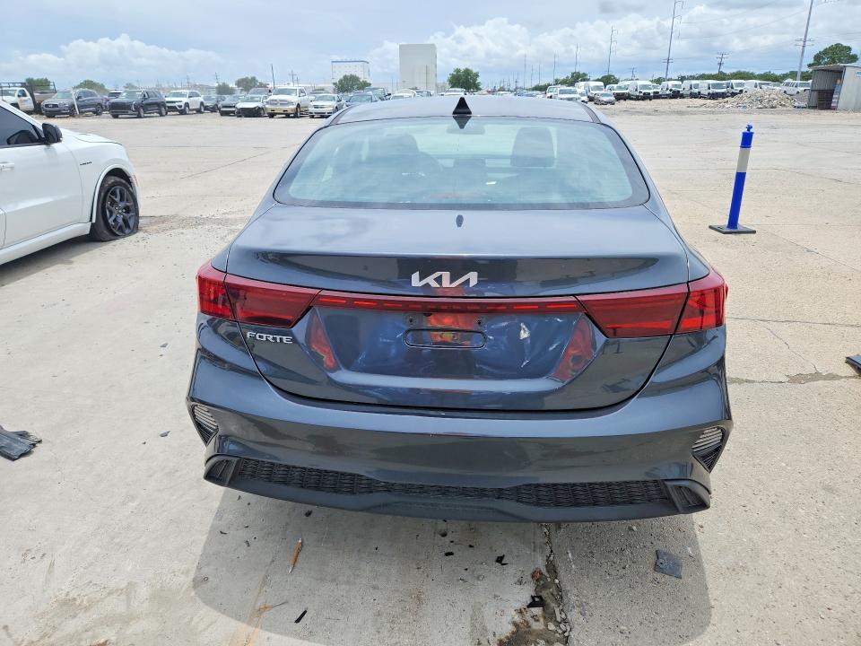 55963226 :رقم المزاد ، 3KPF24AD8NE427700 vin ، 2022 Kia Forte مزاد بيع