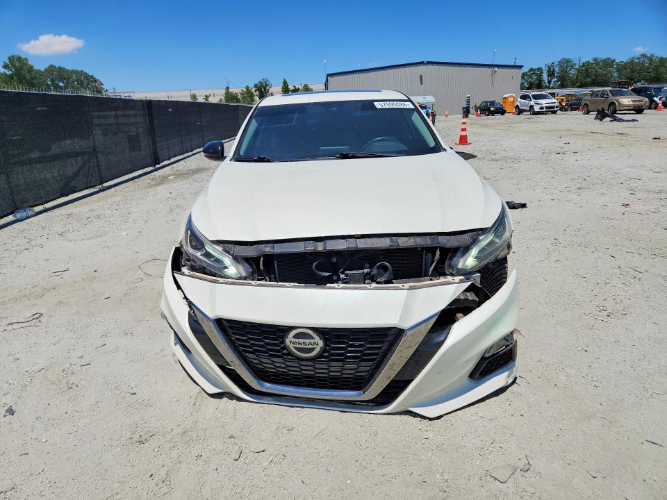 Auction sale of the 2020 Nissan Altima, vin: 1N4BL4CV4LC121945, lot number: 57690086