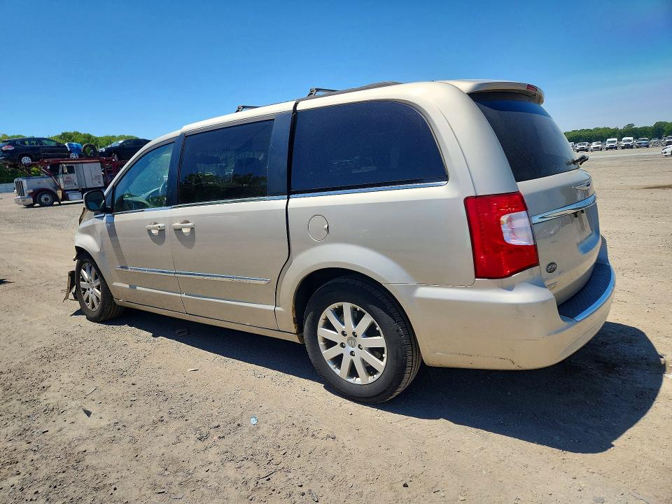 2015 Chrysler Town & Country მანქანა იყიდება აუქციონზე, vin: 2C4RC1BG2FR695613, აუქციონის ნომერი: 55693356