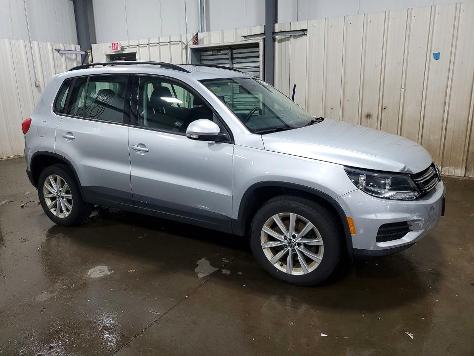 2017 Volkswagen Tiguan მანქანა იყიდება აუქციონზე, vin: WVGBV7AX5HK048183, აუქციონის ნომერი: 58799916