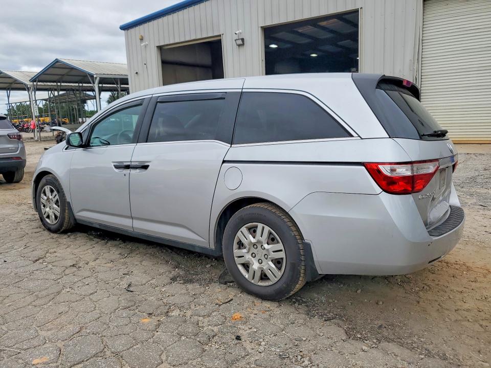 58438986 :رقم المزاد ، 5FNRL5H22DB052187 vin ، 2013 Honda Odyssey مزاد بيع