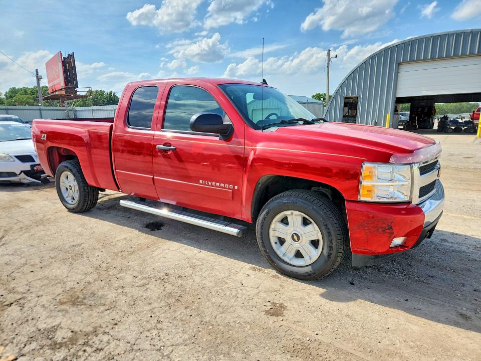 Продажа на аукционе авто 2008 Chevrolet Silverado, vin: 2GCEK190381265679, номер лота: 57160036