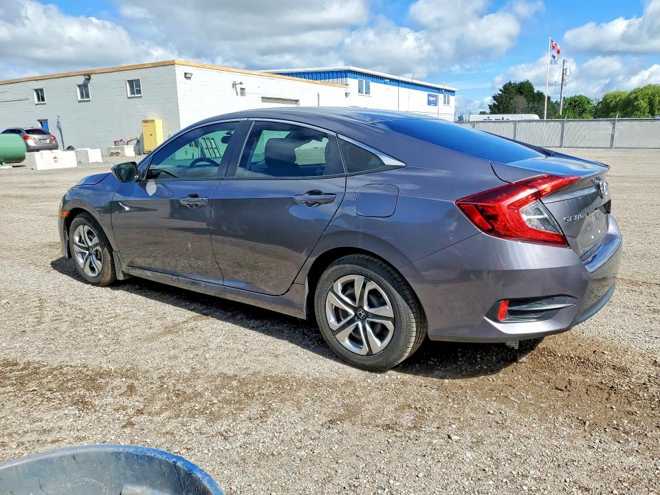 57390086 :رقم المزاد ، 2HGFC2F50JH026211 vin ، 2018 Honda Civic مزاد بيع