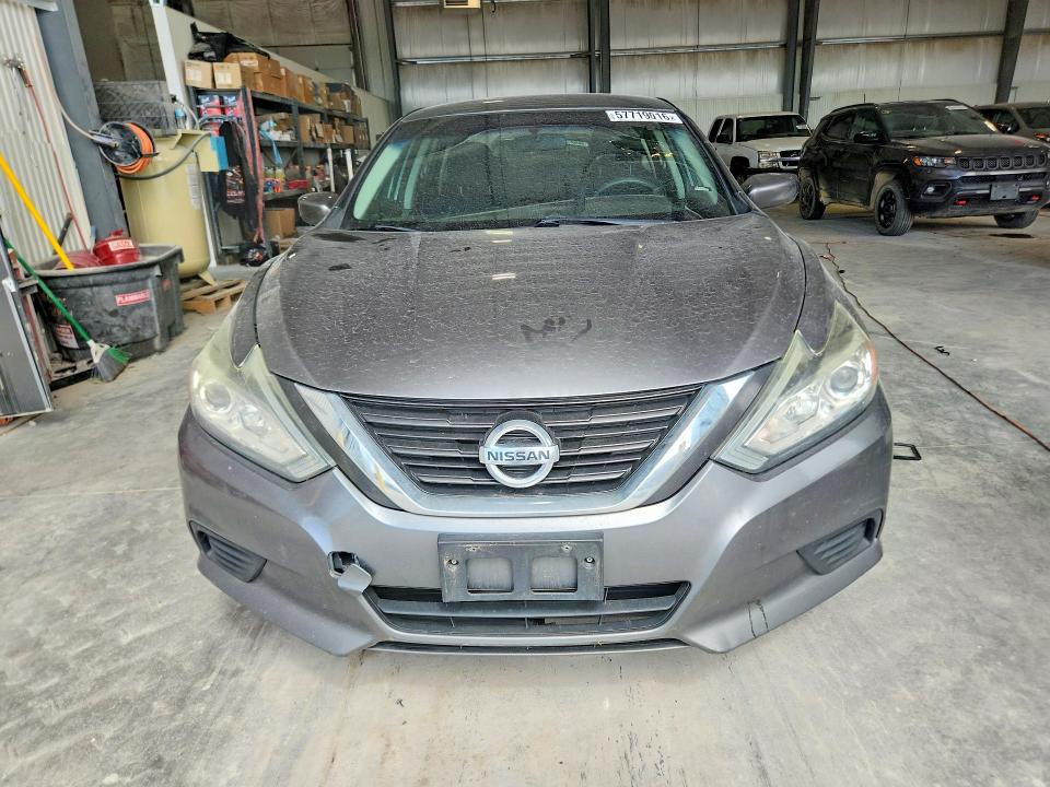 Продажа на аукционе авто 2016 Nissan Altima, vin: 1N4AL3AP4GN340117, номер лота: 57719016