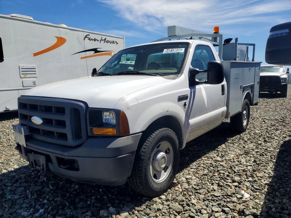 54919656 :رقم المزاد ، 1FDSF30586EC12138 vin ، 2006 Ford F350 مزاد بيع