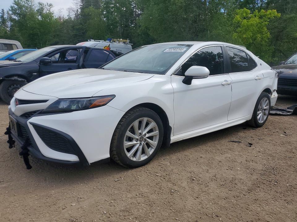 Продаж на аукціоні авто 2022 Toyota Camry, vin: 4T1G11AK3NU678013, номер лоту: 53260266