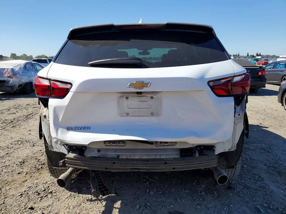 58730836 :رقم المزاد ، 3GNKBBRA3MS580666 vin ، 2021 Chevrolet Blazer مزاد بيع