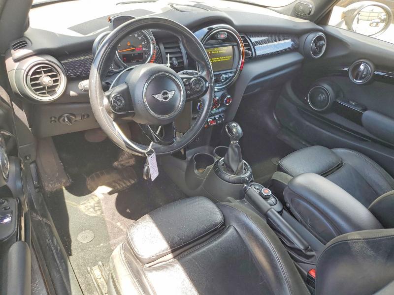 55682826 :رقم المزاد ، WMWXP7C50F2A42045 vin ، 2015 Mini Cooper مزاد بيع