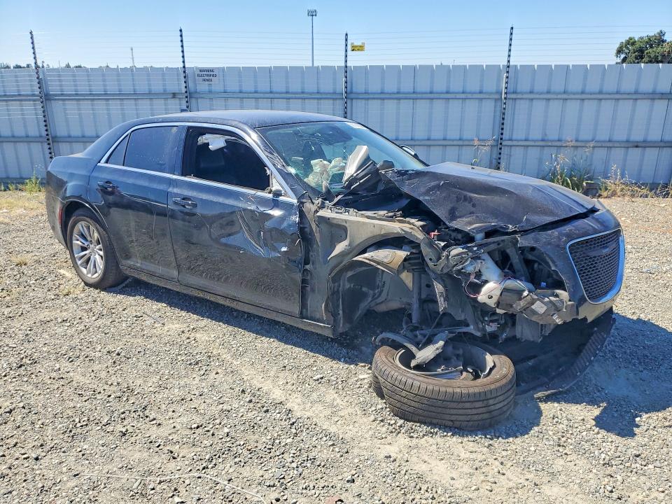 Продаж на аукціоні авто 2017 Chrysler 300, vin: 2C3CCAAG2HH552357, номер лоту: 58758266