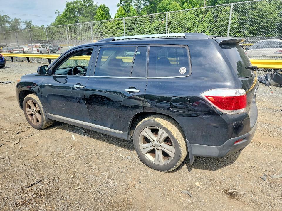 59139476 :رقم المزاد ، 5TDDK3EH1BS077035 vin ، 2011 Toyota Highlander مزاد بيع