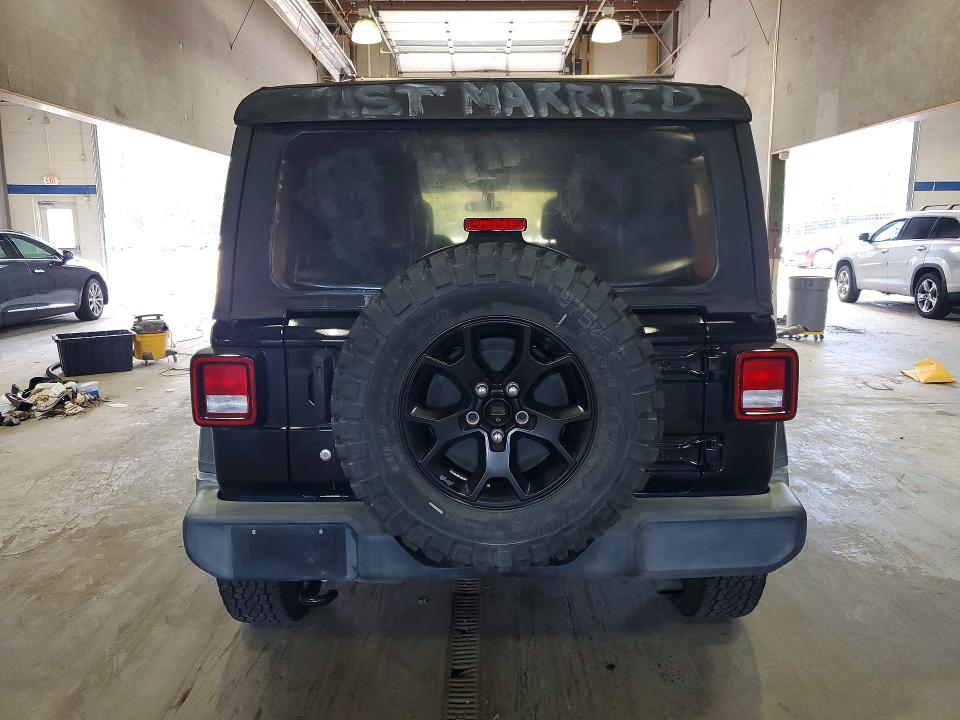 Продажа на аукционе авто 2018 Jeep Wrangler Unlimited, vin: 1C4HJXDGXJW165472, номер лота: 56970386