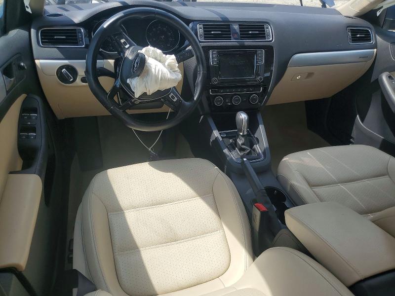 56471836 :رقم المزاد ، 3VW637AJ4GM419555 vin ، 2016 Volkswagen Jetta مزاد بيع
