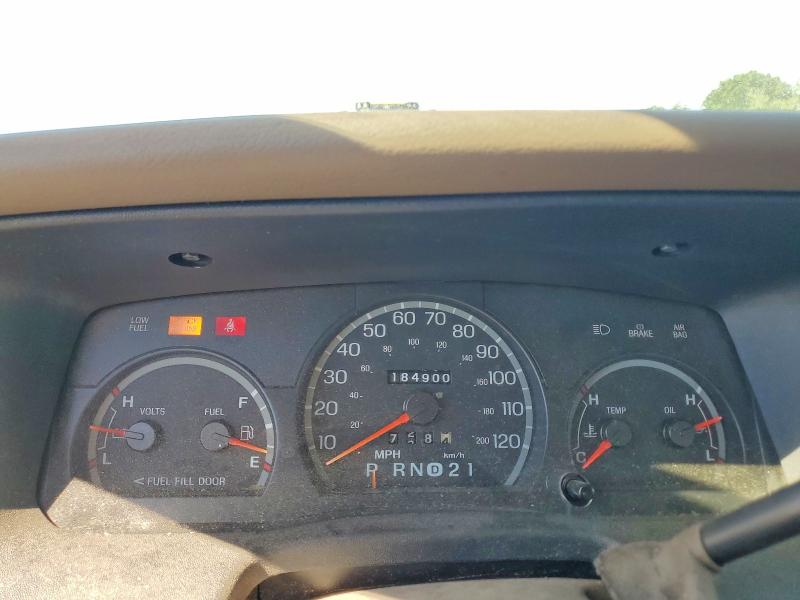 1999 Ford Crown Vic Cou მანქანა იყიდება აუქციონზე, vin: 2FAFP74W0XX115762, აუქციონის ნომერი: 57508656