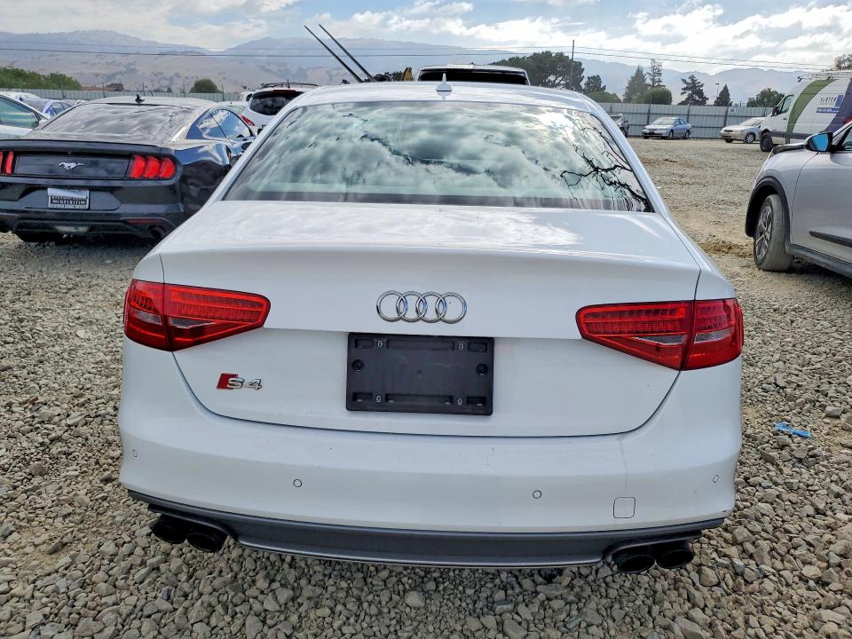 Продажа на аукционе авто 2013 Audi S4, vin: WAUBGAFL2DA098506, номер лота: 59120326