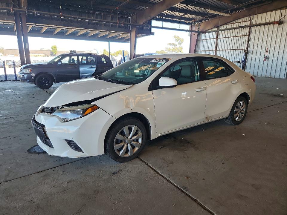 Продаж на аукціоні авто 2015 Toyota Corolla, vin: 5YFBURHE2FP327824, номер лоту: 56851506