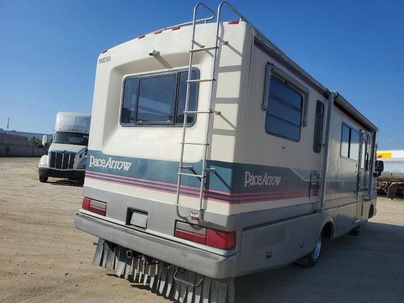 58992876 :رقم المزاد ، 1GBKP37N0N3308481 vin ، 1992 Chevrolet P30 مزاد بيع