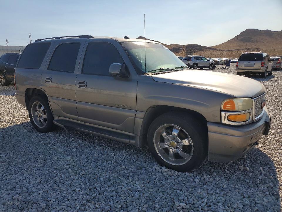 57945556 :رقم المزاد ، 1GKEK63U95J243068 vin ، 2005 Gmc Yukon مزاد بيع