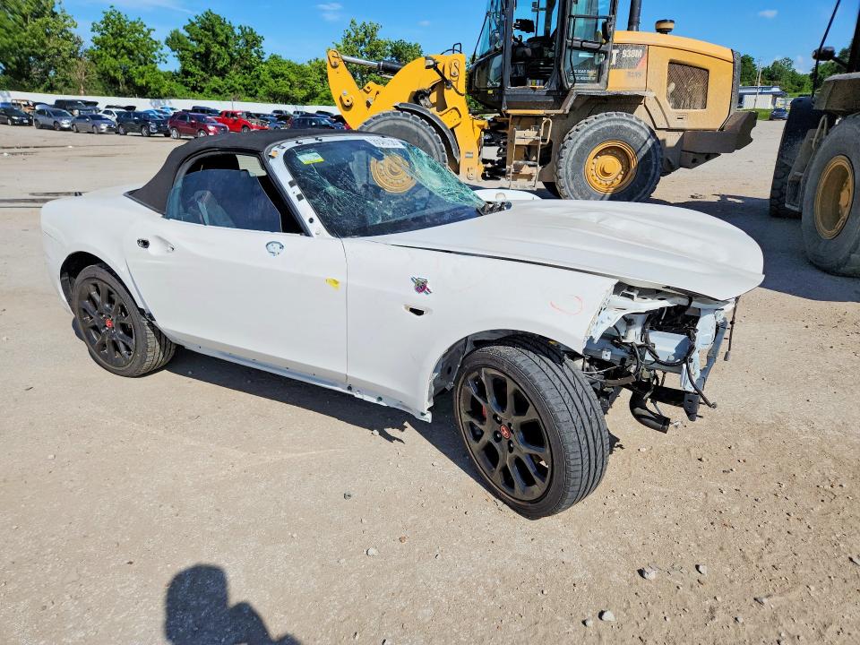 2019 Fiat 124 Spider მანქანა იყიდება აუქციონზე, vin: JC1NFAEK9K0142898, აუქციონის ნომერი: 56640156