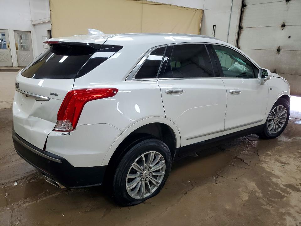 56458206 :رقم المزاد ، 1GYKNDRS5HZ324827 vin ، 2017 Cadillac Xt5 مزاد بيع