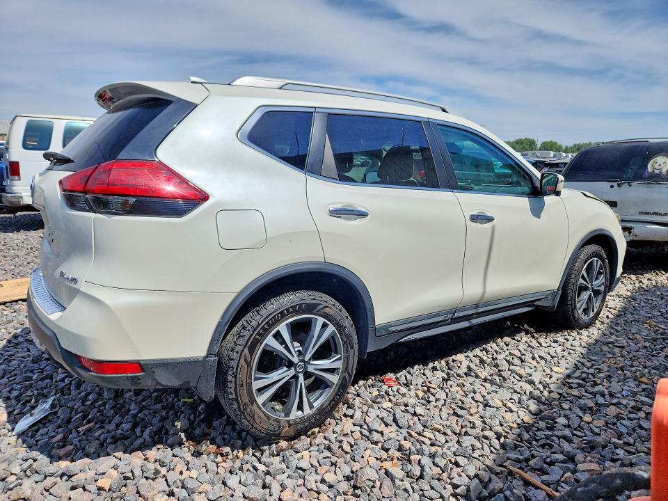 Продажа на аукционе авто 2017 Nissan Rogue, vin: 5N1AT2MV8HC774340, номер лота: 55649786