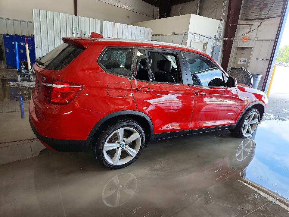 85610785 :رقم المزاد ، 5UXWX9C53H0T11546 vin ، 2017 Bmw X3 مزاد بيع