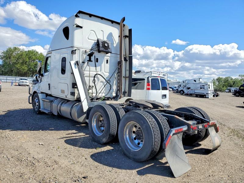 Продажа на аукционе авто 2022 Freightliner Cascadia, vin: 3AKJHHDR6NSNG9521, номер лота: 57054656