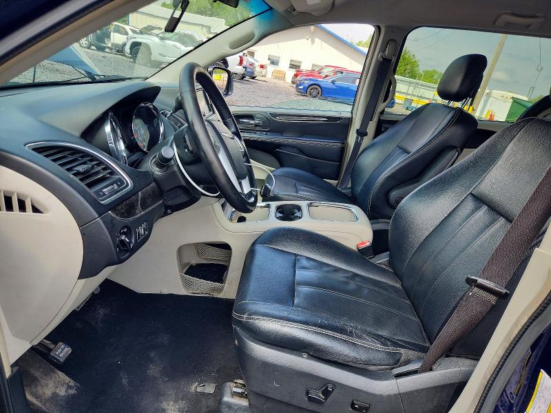 56801626 :رقم المزاد ، 2C4RC1BG6FR551613 vin ، 2015 Chrysler Town & Country مزاد بيع