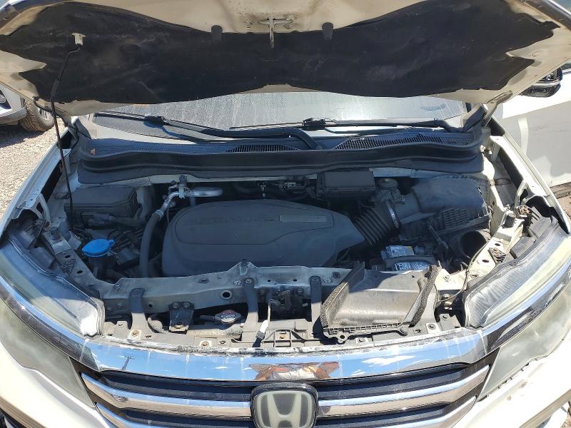 55179056 :رقم المزاد ، 5FNYF6H98HB010733 vin ، 2017 Honda Pilot مزاد بيع