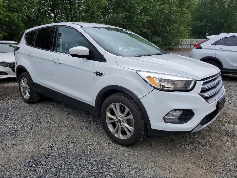 Auction sale of the 2017 Ford Escape, vin: 1FMCU9GD1HUE95629, lot number: 59324636