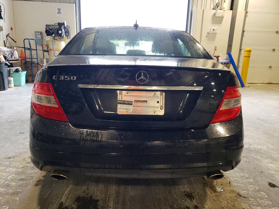 56056176 :رقم المزاد ، WDDGF56X18F050953 vin ، 2008 Mercedes-benz C مزاد بيع