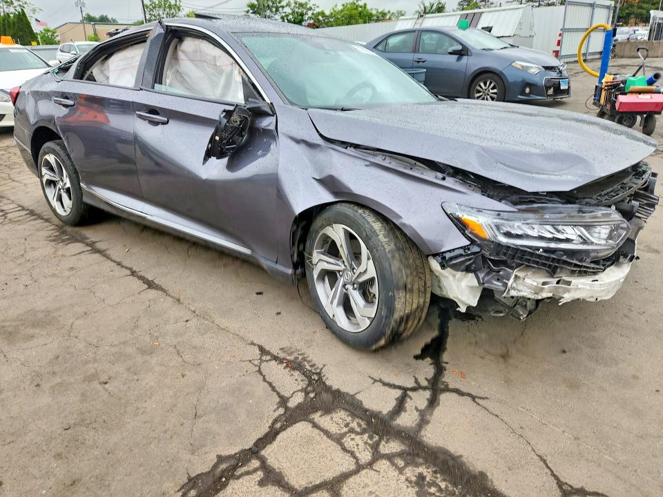 57623776 :رقم المزاد ، 1HGCV2F5XKA013494 vin ، 2019 Honda Accord مزاد بيع