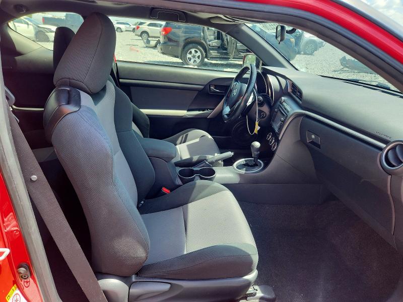 58555286 :رقم المزاد ، JTKJF5C79F3094663 vin ، 2015 Scion Tc مزاد بيع