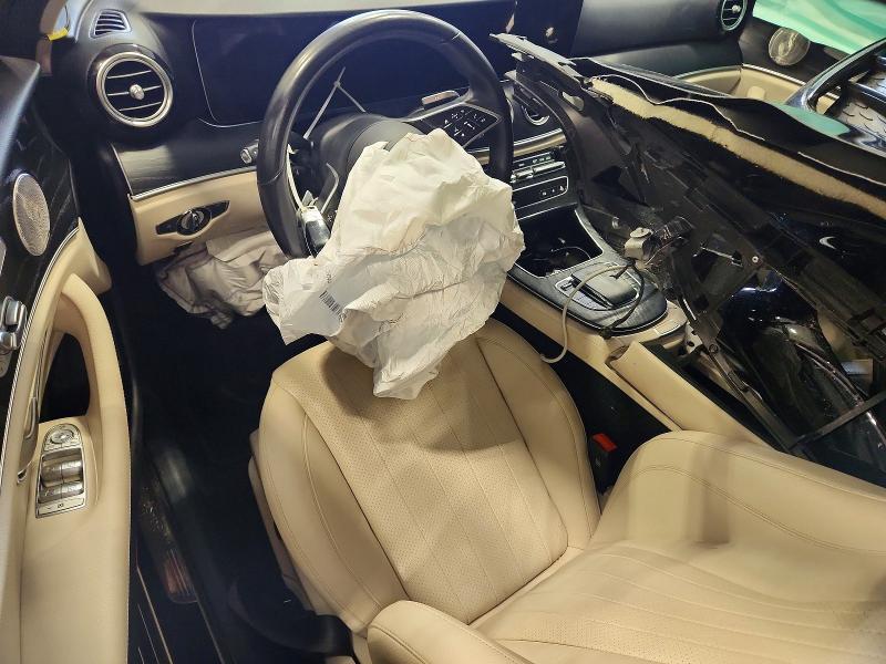 56935366 :رقم المزاد ، W1KZF8EB0PB150368 vin ، 2023 Mercedes-benz E مزاد بيع