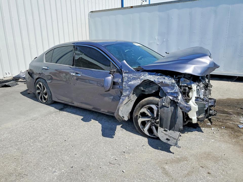 58436516 :رقم المزاد ، 1HGCR3F87GA002271 vin ، 2016 Honda Accord مزاد بيع
