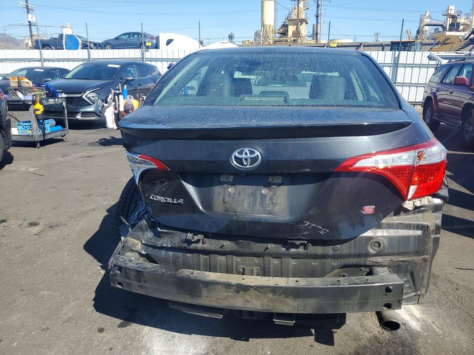 Продажа на аукционе авто 2015 Toyota Corolla, vin: 5YFBURHE5FP223263, номер лота: 57201746