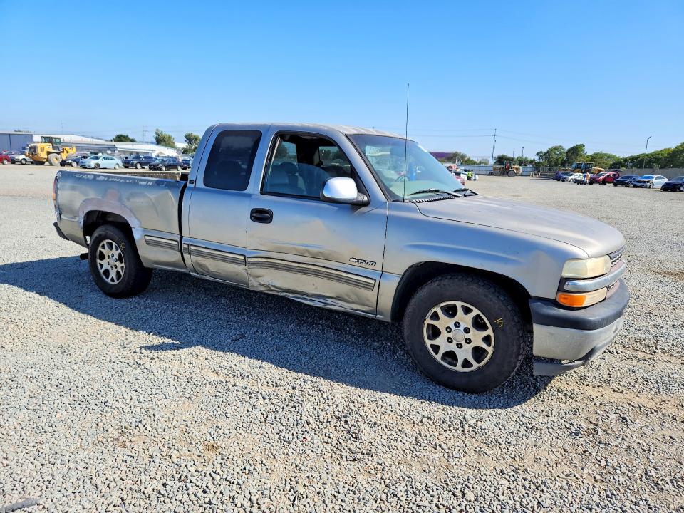 Продажа на аукционе авто 2000 Chevrolet Silverado, vin: 2GCEC19T2Y1149672, номер лота: 57863826