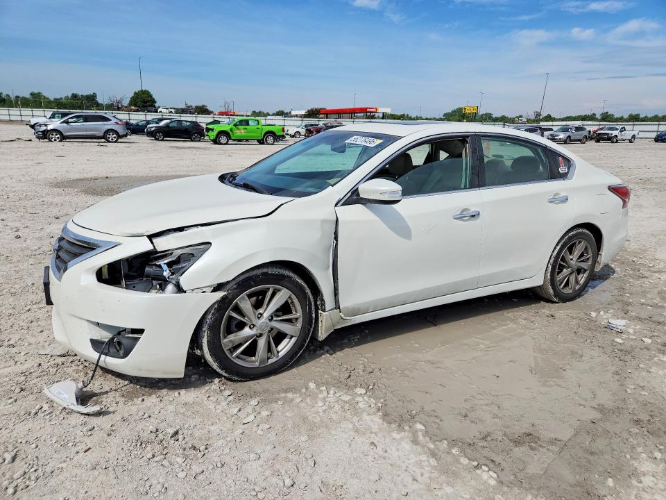 56276496 :رقم المزاد ، 1N4AL3AP1FN890227 vin ، 2015 Nissan Altima مزاد بيع
