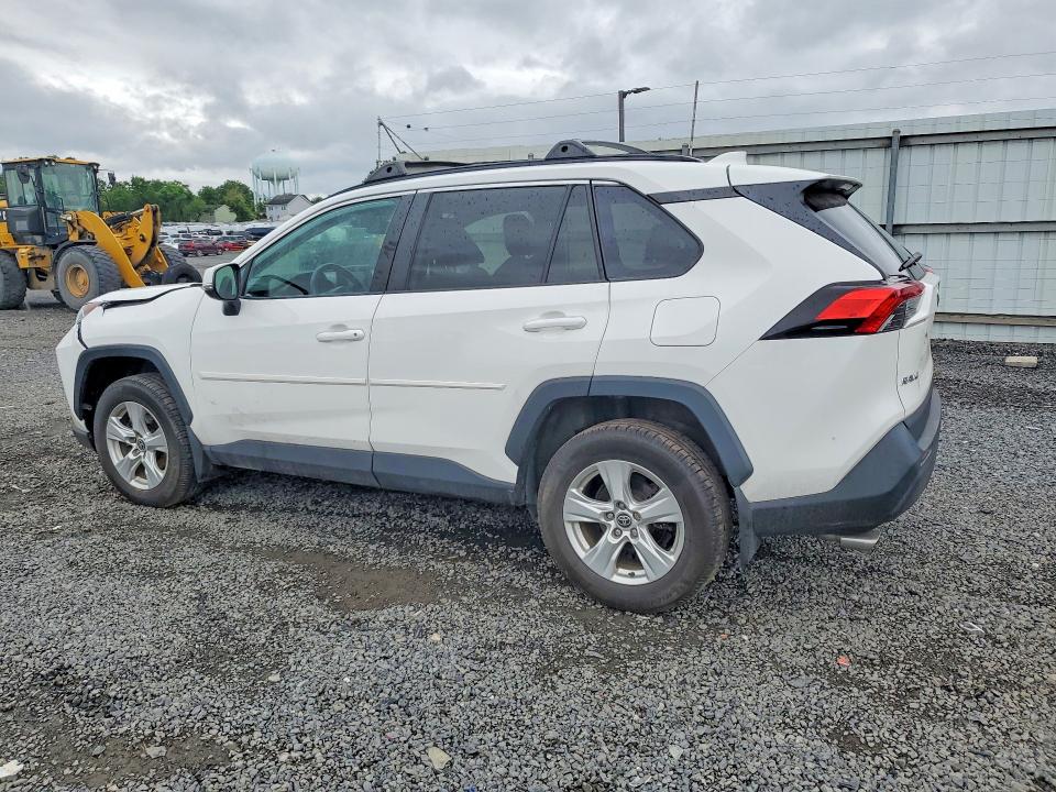 2021 Toyota Rav4 მანქანა იყიდება აუქციონზე, vin: 2T3P1RFV6MC240367, აუქციონის ნომერი: 58452686