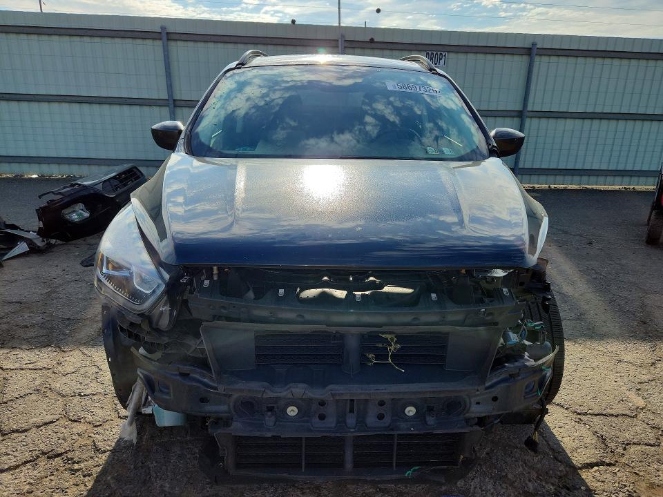 58697326 :رقم المزاد ، 1FMCU0HD6KUB19123 vin ، 2019 Ford Escape مزاد بيع