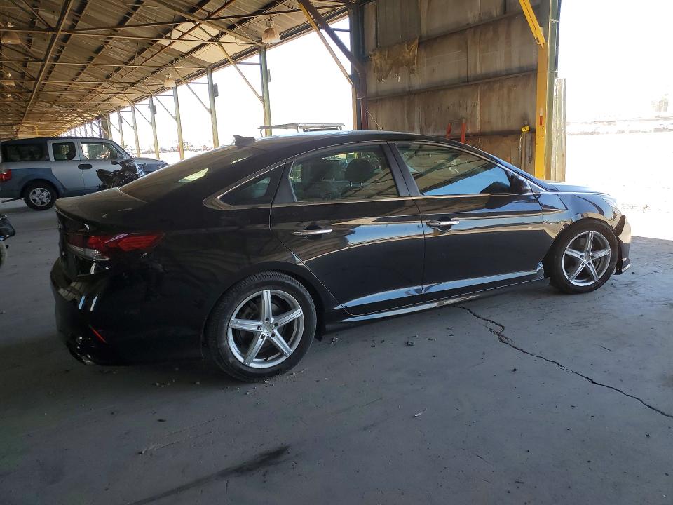 59288796 :رقم المزاد ، 5NPE34AF7JH622591 vin ، 2018 Hyundai Sonata مزاد بيع