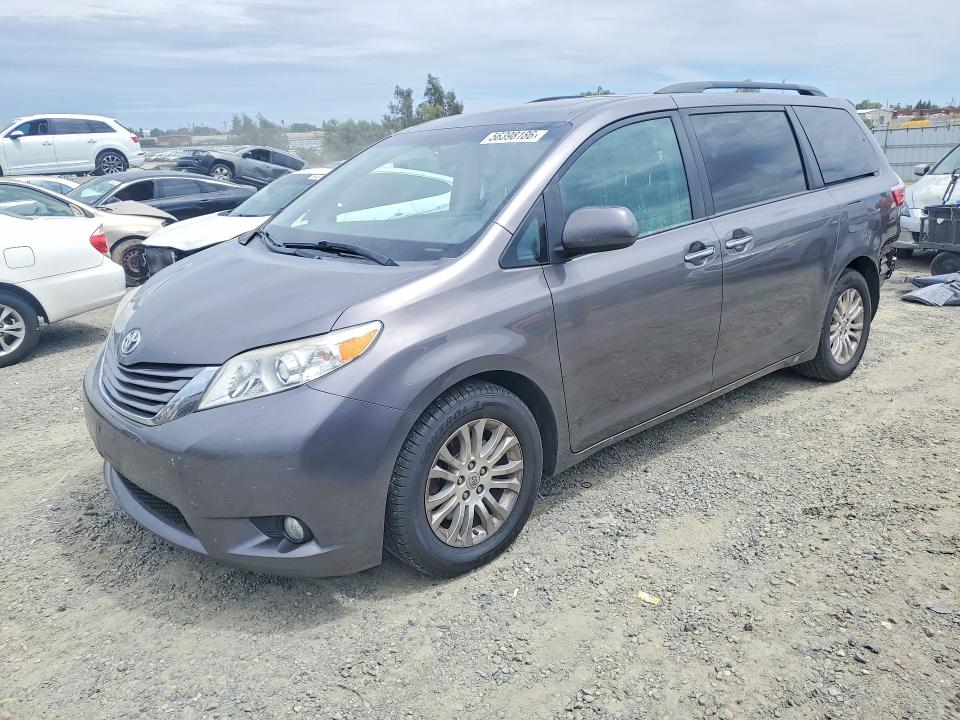 56398186 :رقم المزاد ، 5TDYZ3DC9HS891655 vin ، 2017 Toyota Sienna مزاد بيع