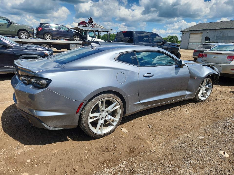 Продаж на аукціоні авто 2021 Chevrolet Camaro, vin: 1G1FB1RX1M0135013, номер лоту: 57902336