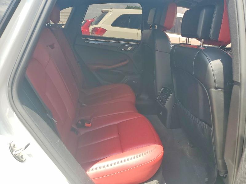 54136026 :رقم المزاد ، WP1AB2A50JLB31383 vin ، 2018 Porsche Macan مزاد بيع