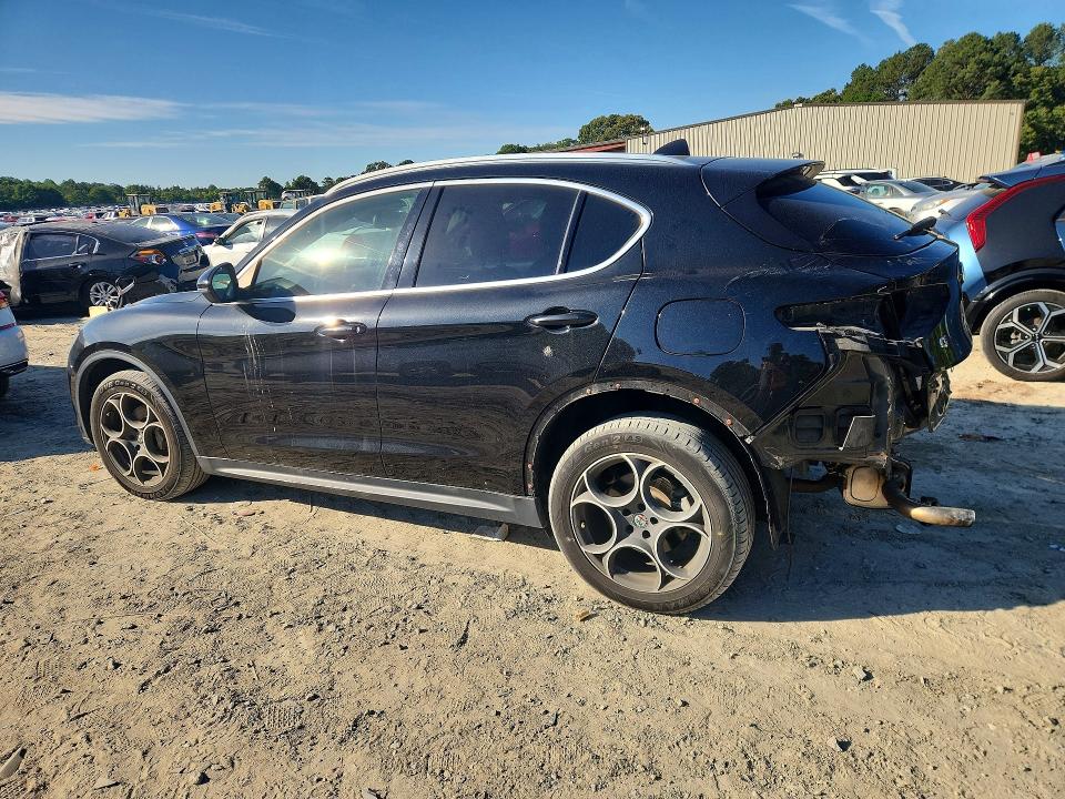 54687366 :رقم المزاد ، ZASFAKAN0J7B70291 vin ، 2018 Alfa Romeo Stelvio مزاد بيع