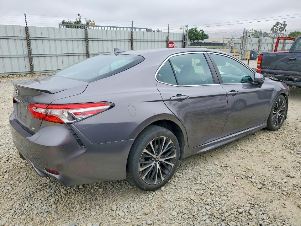 Продажа на аукционе авто 2019 Toyota Camry, vin: 4T1B11HK9KU838360, номер лота: 55770846