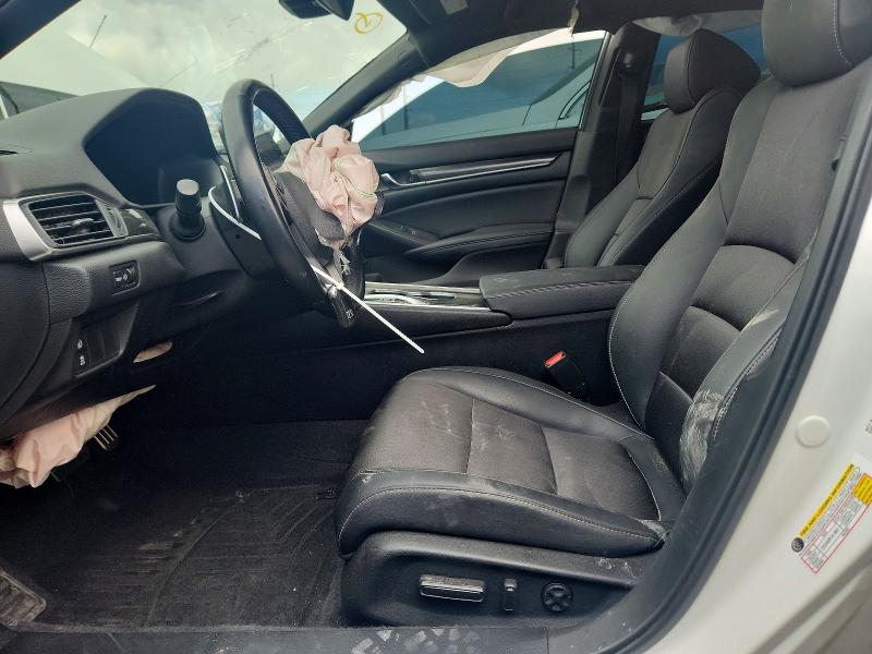Продажа на аукционе авто 2022 Honda Accord, vin: 1HGCV3F24NA036981, номер лота: 57320786